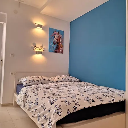 Oros Gd Apartment Medulin