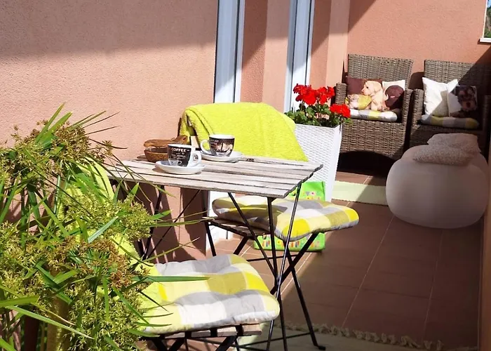 Lejlighed Paradise For Children, Family Oros Medulin, With A Pool, Gd *