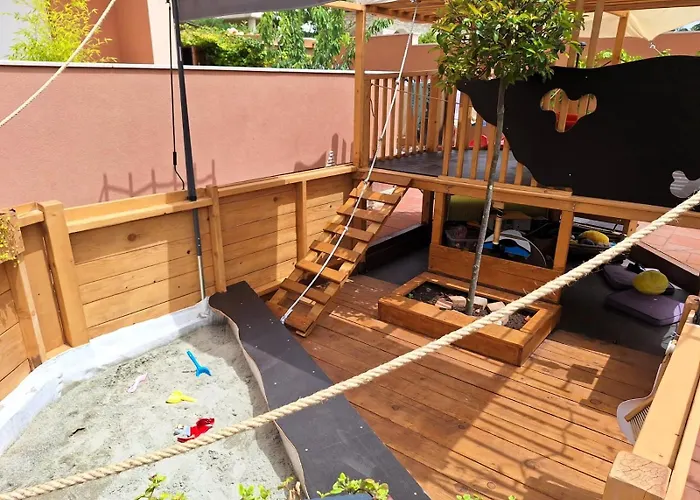 Paradise For Children, Family Oros Medulin, With A Pool, Gd Lejlighed