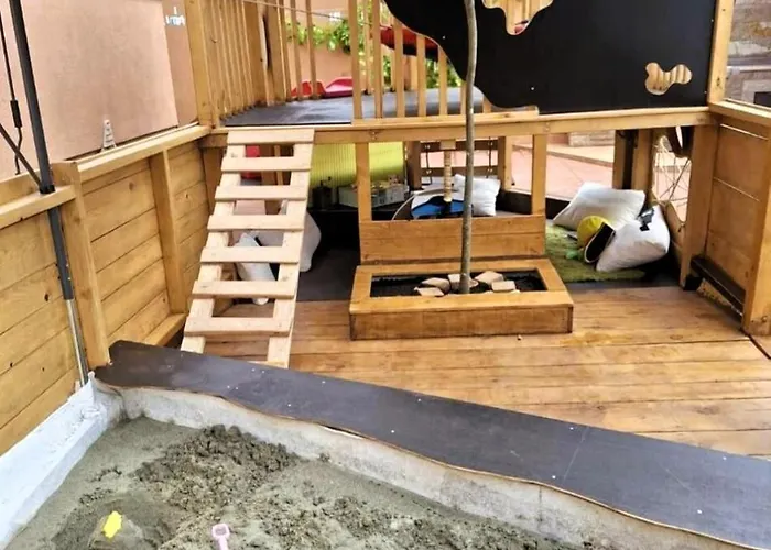 Lejlighed Paradise For Children, Family Oros Medulin, With A Pool, Gd Medulin